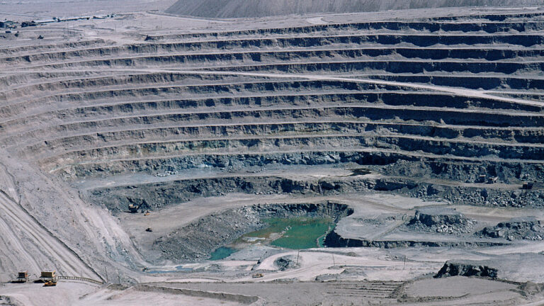 Incidente de ciberseguridad afecta plataformas digitales de Sernageomin y activa protocolos de continuidad operativa