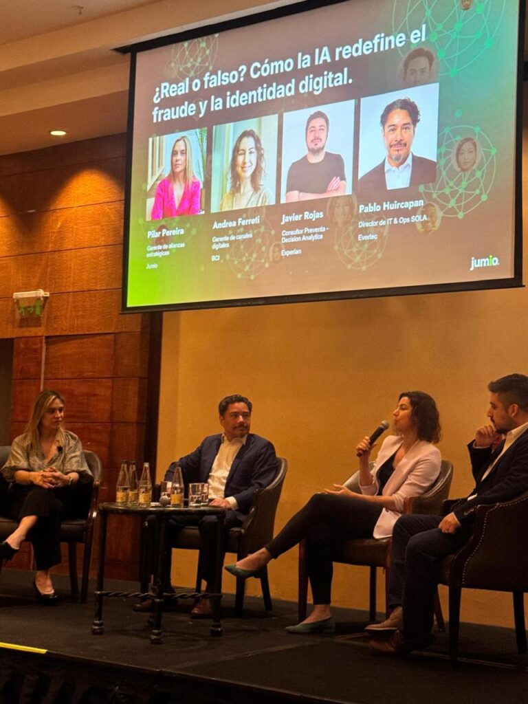 Ejecutivos de Jumio presentan tendencias de identidad reusable en Latinoamérica para 2026 durante el Identity Intelligence Tour en Santiago.
