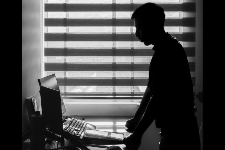 Creciente demanda de profesionales en ciberseguridad para proteger activos empresariales