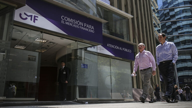 autenticación reforzada CMF — biometría en banca digital Chile
