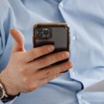 malware por WhatsApp — archivo falso de factura enviado en un chat