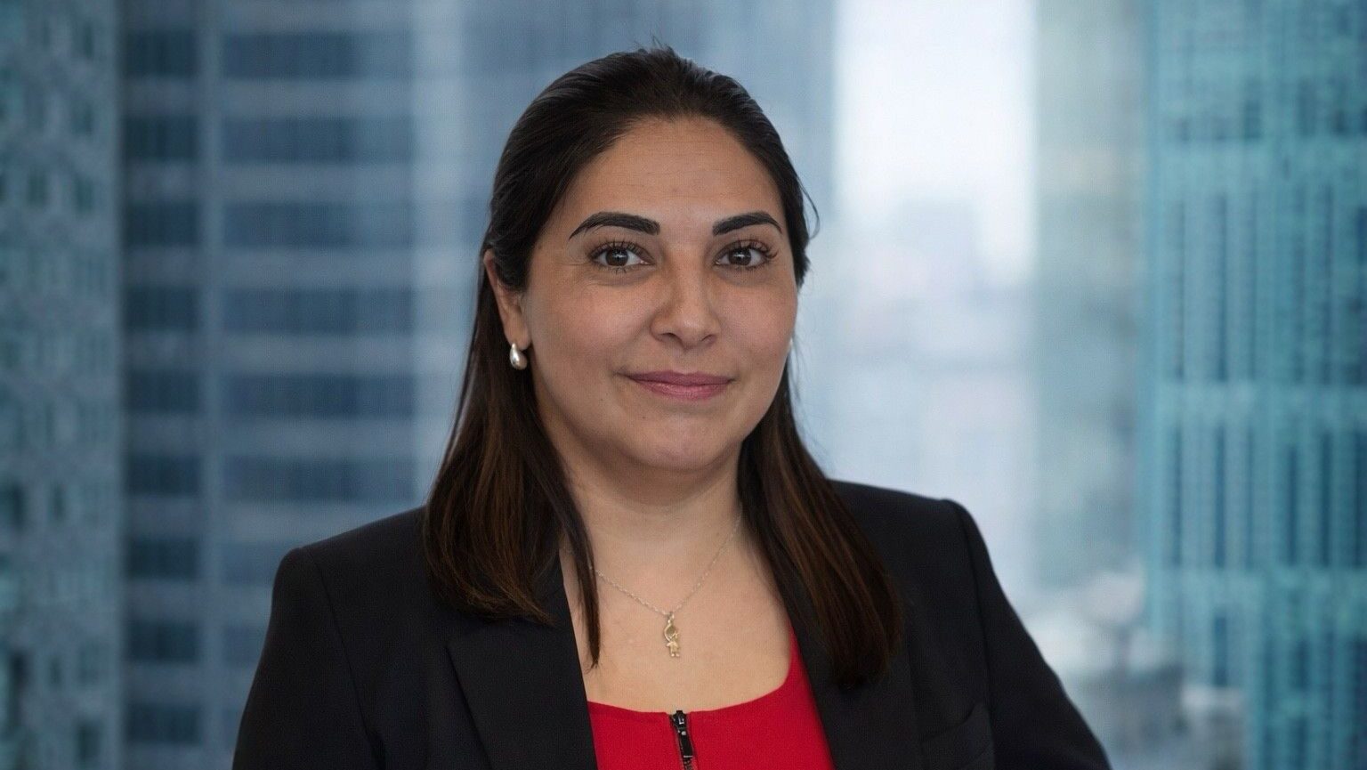 continuidad de negocio — retrato de Jacqueline Pino, gerente de Cybertrust